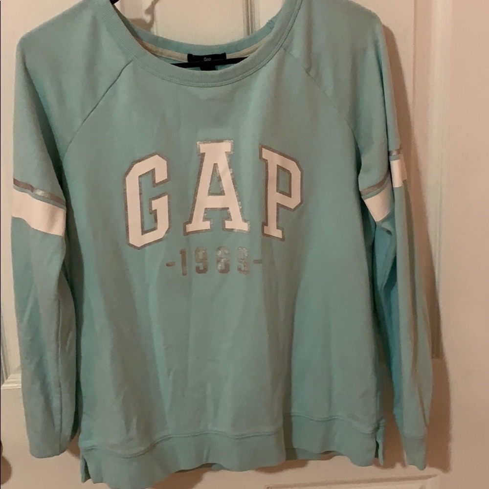 GAP Long Sleever Shirt